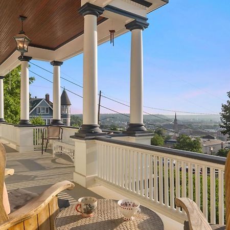Dubuque'S Front Porch, Historic Charmer, Walk Downtown Exterior foto