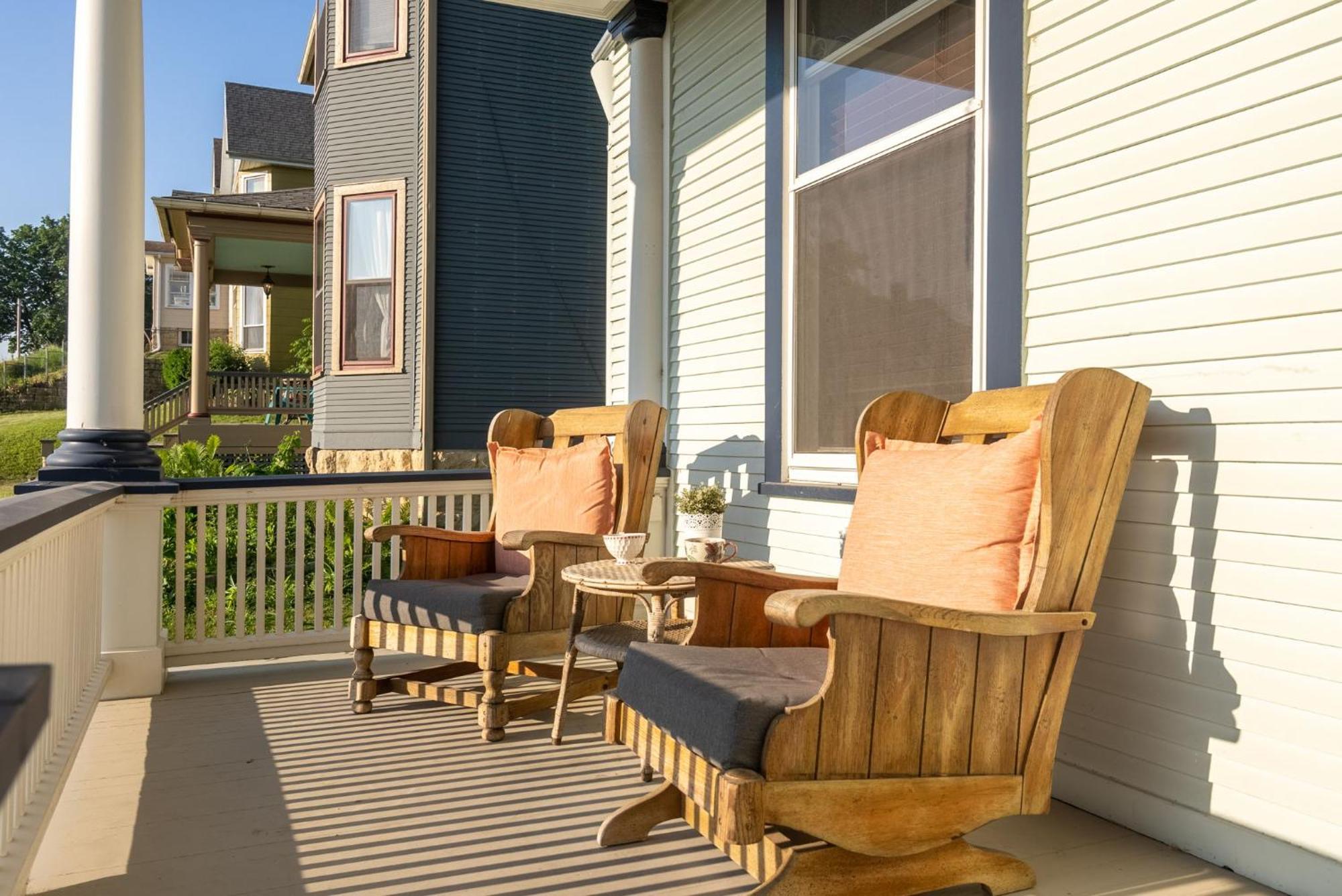 Dubuque'S Front Porch, Historic Charmer, Walk Downtown Exterior foto
